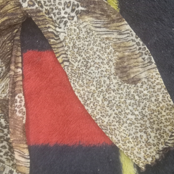 NWT  Leopard top Amanda Collection - Picture 7 of 7